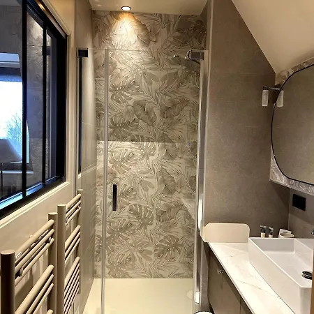 De Prestige I Vue - Piscine Interieure *