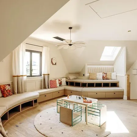 De Prestige I Vue - Piscine Interieure * فيلرفيل