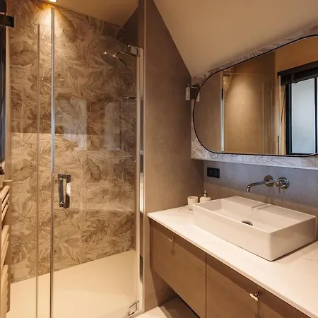 فيلة De Prestige I Vue - Piscine Interieure *