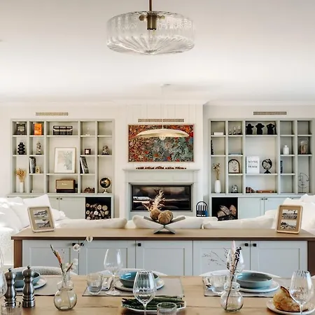 De Prestige I Vue - Piscine Interieure * فيلرفيل